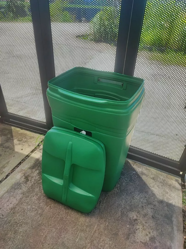 TEMPAT SAMPAH PLASTIK BESAR KOTAK 220 LITER GL BIO DUSTBIN 2022 RAJAPLASTIK (2) TEMPAT SAMPAH PLASTIK BESAR KOTAK 220 LITER GL BIO DUSTBIN 2022 | TEMPATSAMPAHPLASTIK.ID