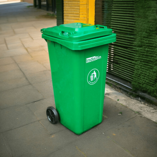 TEMPAT SAMPAH PLASTIK BESAR 120 LITER INDOBIN TIPE B120P (3) TEMPAT SAMPAH PLASTIK BESAR 120 LITER INDOBIN TIPE B120P – Tempat Sampah HDPE Premium Berstandar EN840-5 untuk Industri, Perkantoran, HORECA & Fasilitas Umum